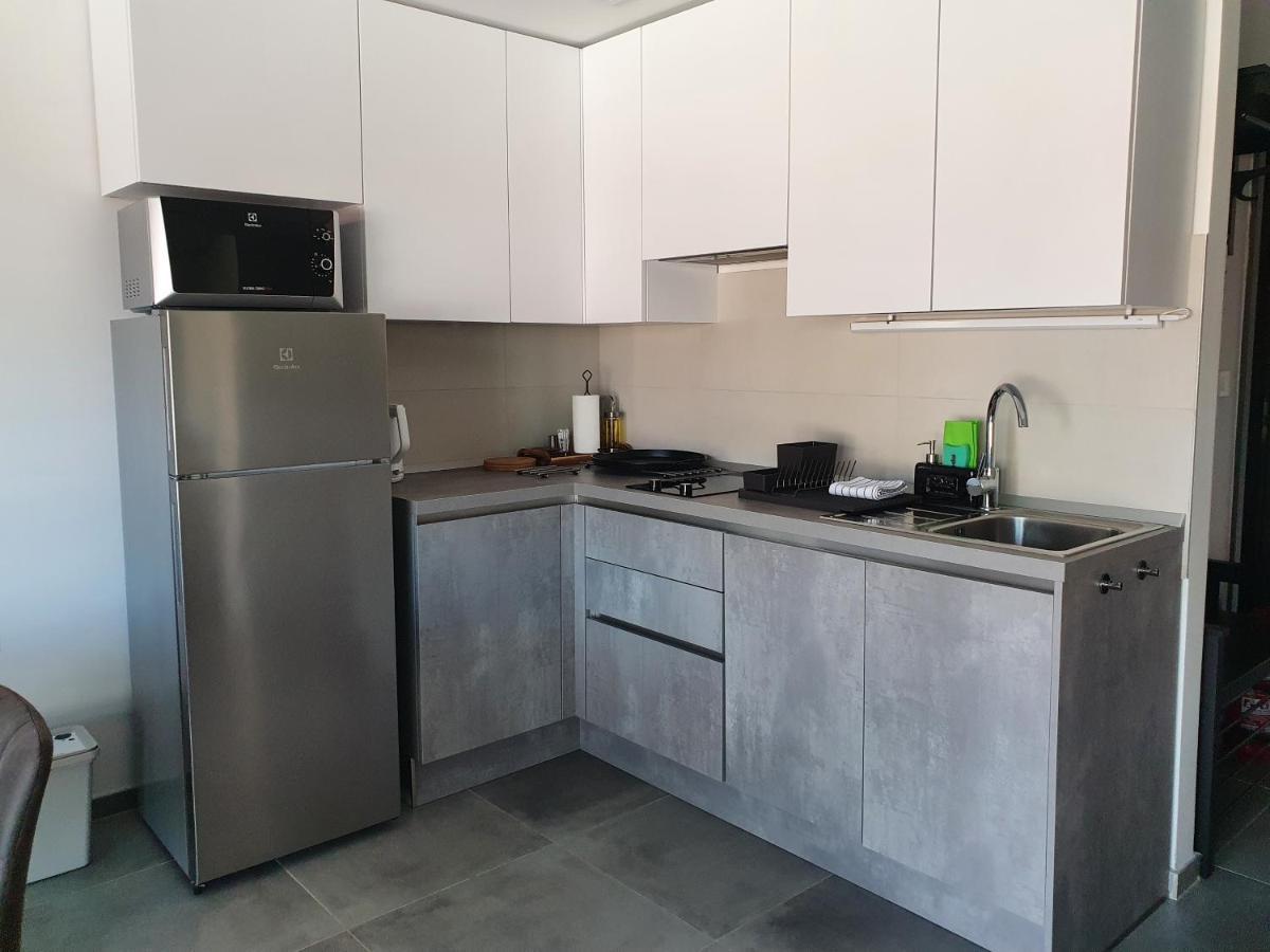 Apartmani Nerium Loviste Ngoại thất bức ảnh